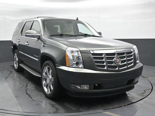 2011 Cadillac Escalade Luxury