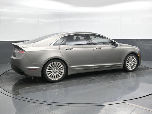 2015 Lincoln MKZ Base