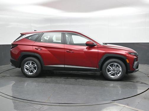 Red 2026 Hyundai TUCSON SE