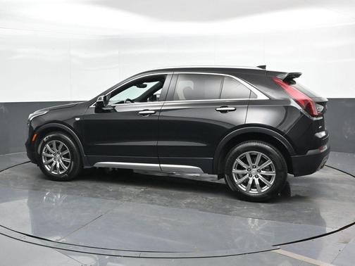 2022 Cadillac XT4 Premium Luxury