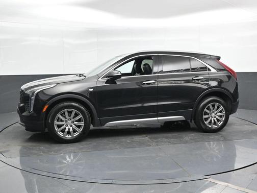 2022 Cadillac XT4 Premium Luxury