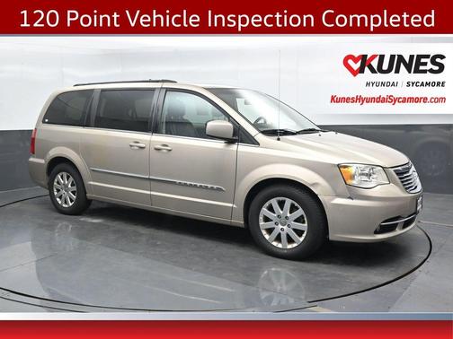 2014 Chrysler Town & Country Touring