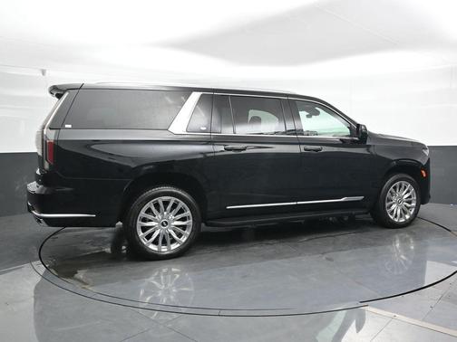 2023 Cadillac Escalade ESV Premium Luxury