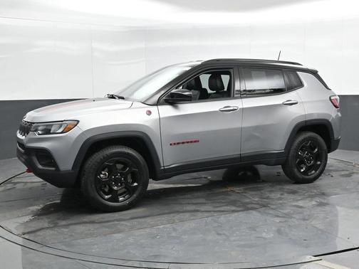 2023 Jeep Compass Trailhawk