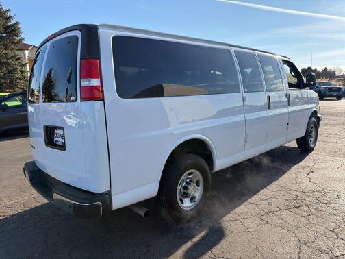 2024 Chevrolet Express 3500 LS