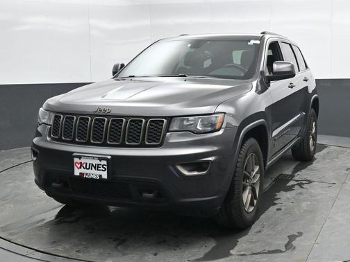 2016 Jeep Grand Cherokee Laredo