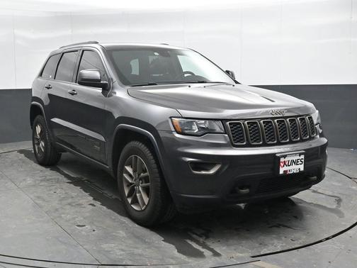 2016 Jeep Grand Cherokee Laredo