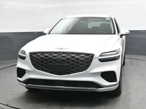 Uyuni White 2026 Genesis GV70 2.5T