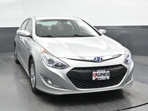 2015 Hyundai SONATA Hybrid Base