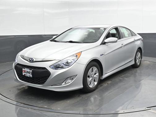 2015 Hyundai SONATA Hybrid Base