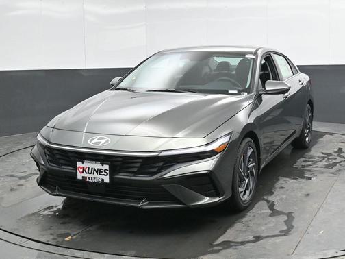 Amazon Gray 2026 Hyundai ELANTRA Limited