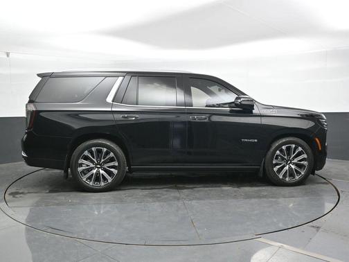 Black 2025 Chevrolet Tahoe High Country