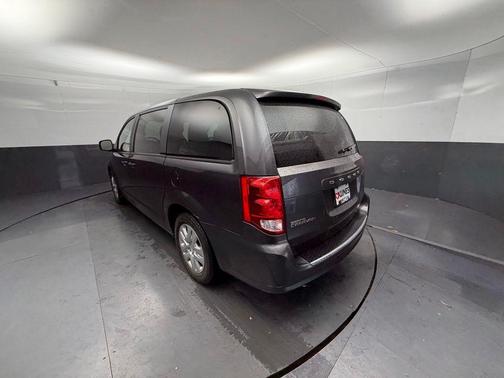 2020 Dodge Grand Caravan SE