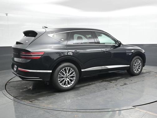 Vik Black 2026 Genesis GV80 2.5T