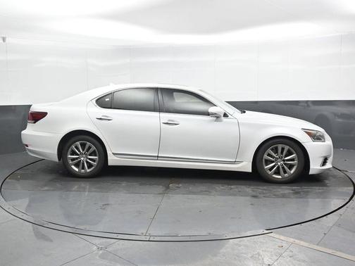 White 2013 Lexus LS 460 Base
