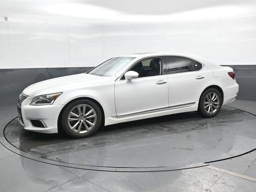 White 2013 Lexus LS 460 Base