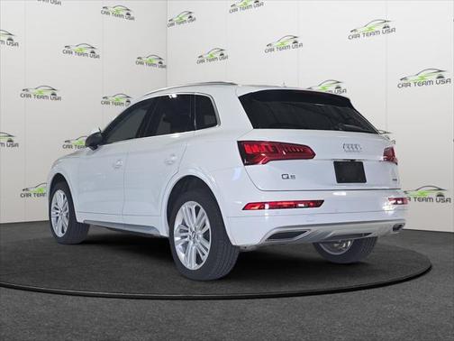 2020 Audi Q5 45 Premium Plus