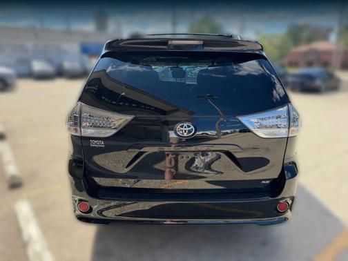 2017 Toyota Sienna SE Premium