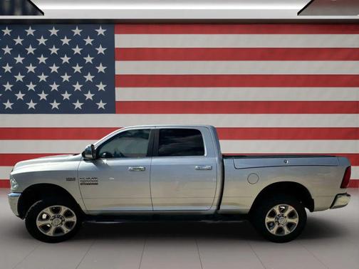 2018 RAM 2500 Big Horn Crew Cab 4x4 6'4' Box