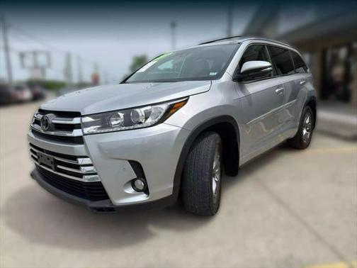 2018 Toyota Highlander Limited Platinum