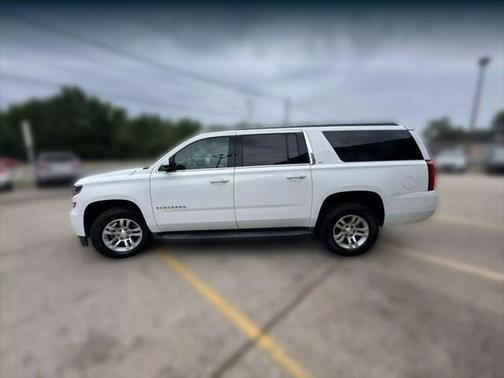 2017 Chevrolet Suburban LT
