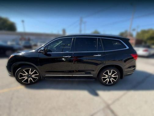2019 Honda Pilot Touring 8-Passenger