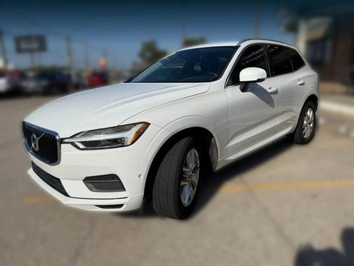 2018 Volvo XC60 T5 Momentum