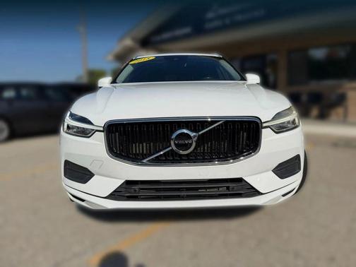 2018 Volvo XC60 T5 Momentum