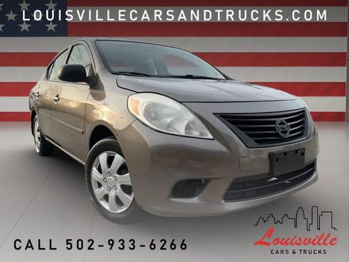 2013 Nissan Versa 1.6 S+