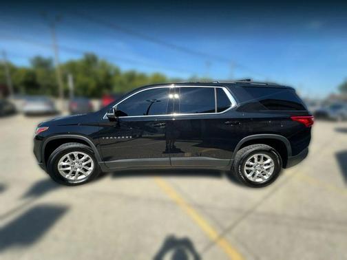 2021 Chevrolet Traverse LT Cloth