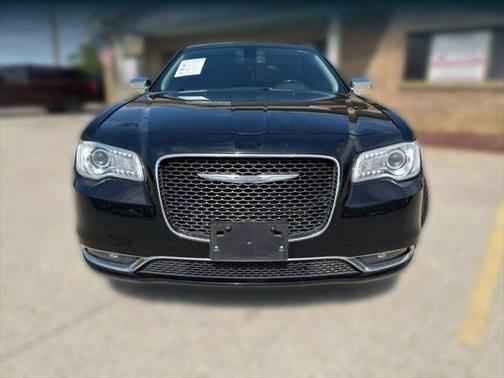 2017 Chrysler 300C Base