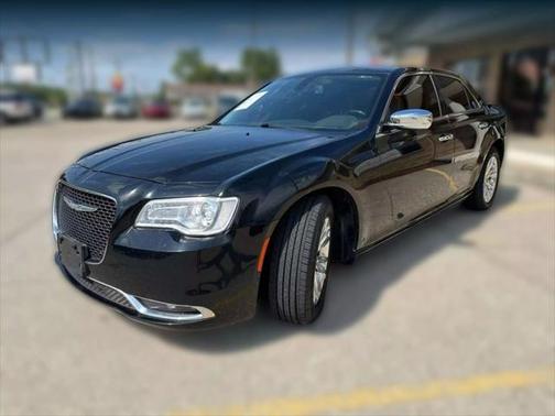2017 Chrysler 300C Base