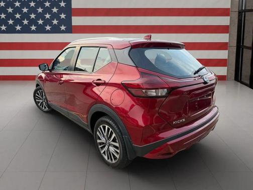2021 Nissan Kicks SV
