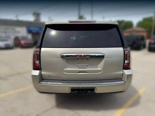 2016 GMC Yukon XL Denali