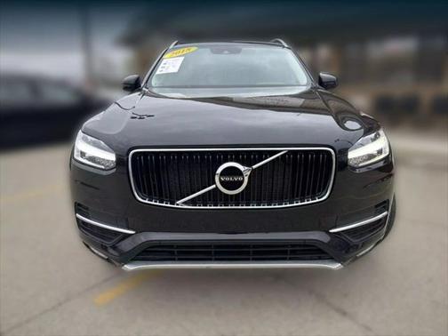 2018 Volvo XC90 T5 Momentum