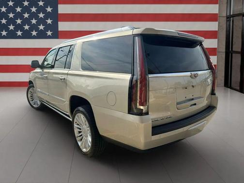 2016 Cadillac Escalade ESV Sport Platinum