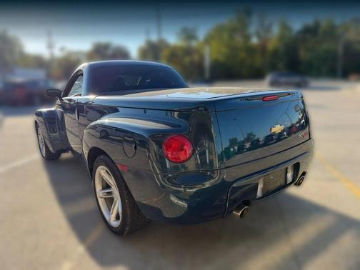 2005 Chevrolet SSR Convertible Pickup 2D