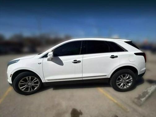 2020 Cadillac XT5 Sport