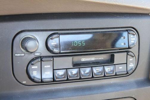 2005 Dodge Ram 1500 ST 6 1/4 FT