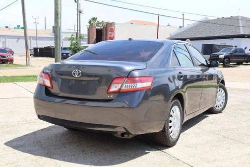 2010 Toyota Camry LE
