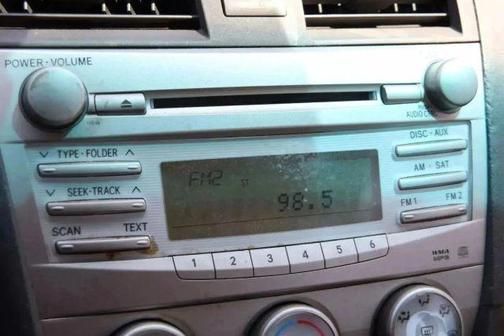 2010 Toyota Camry LE