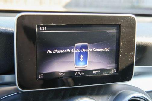 2018 Mercedes-Benz GLC 300 Base 4MATIC