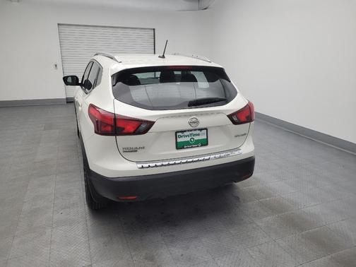 2017 Nissan Rogue Sport SV