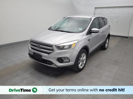 Ingot Silver Metallic 2017 Ford Escape SE