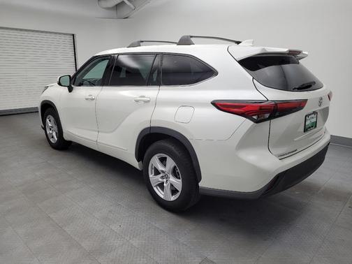 2020 Toyota Highlander LE