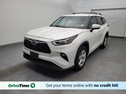2020 Toyota Highlander LE