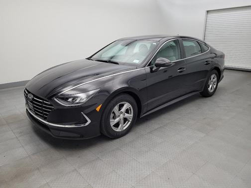 2023 Hyundai SONATA SE