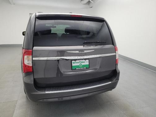 2016 Chrysler Town & Country Limited