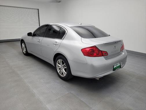 2015 INFINITI Q40 Base