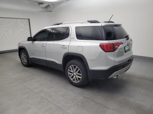 2017 GMC Acadia SLE-2
